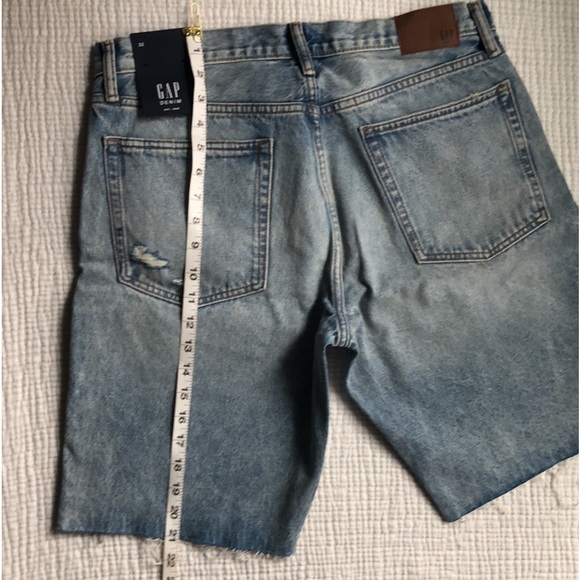 Gap Men Distressed Jean Shorts Size 32 - Picture 11 of 12